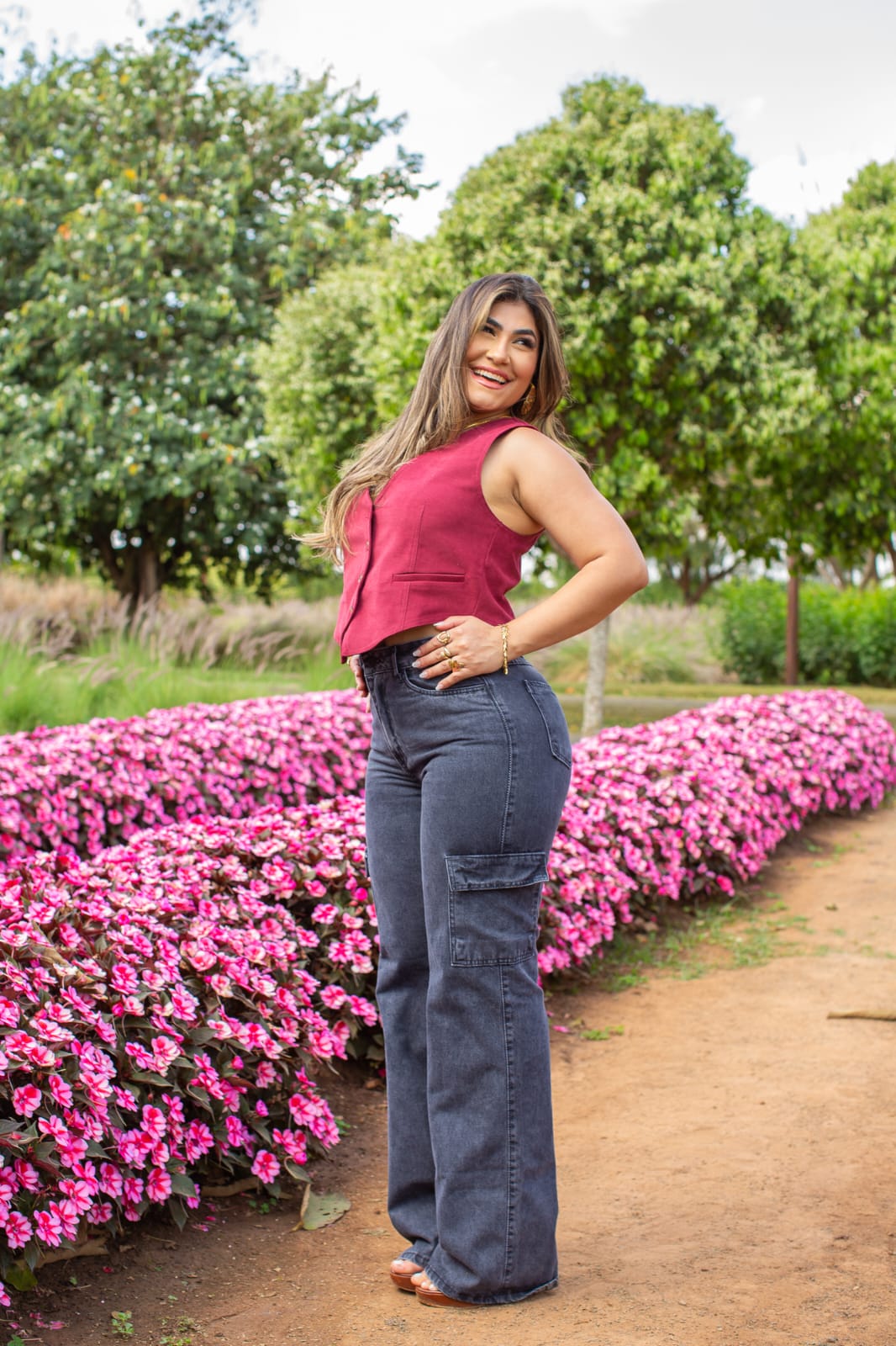 Calça Marmorizada wide leg cargo